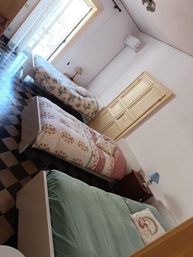 Casa Vacanza Vico Medica Modica Luaran gambar